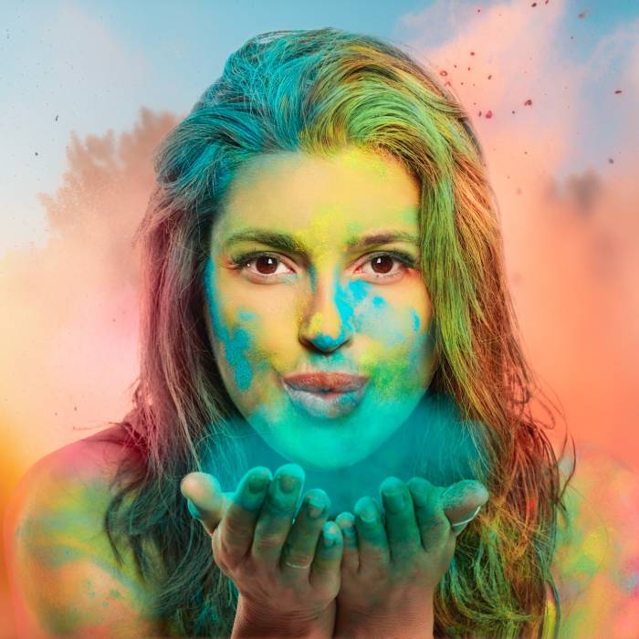 Festive Fragrances: How to Rock Holi with Secret Temptation