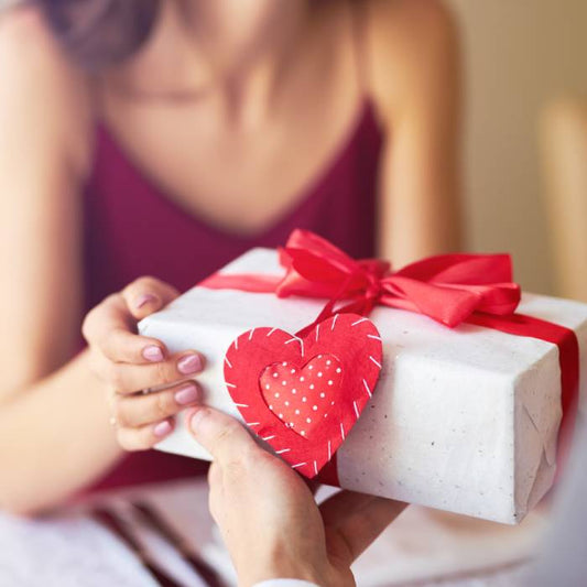 Surprise your Valentine with Secret Temptation Fragrances